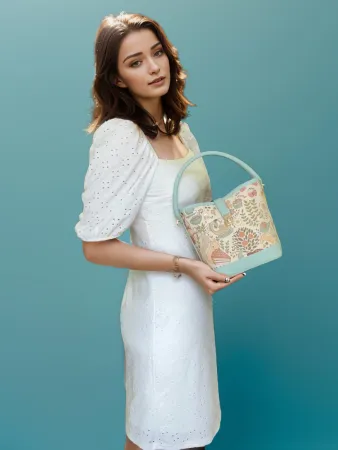 101122_18hb_GREEN_1
